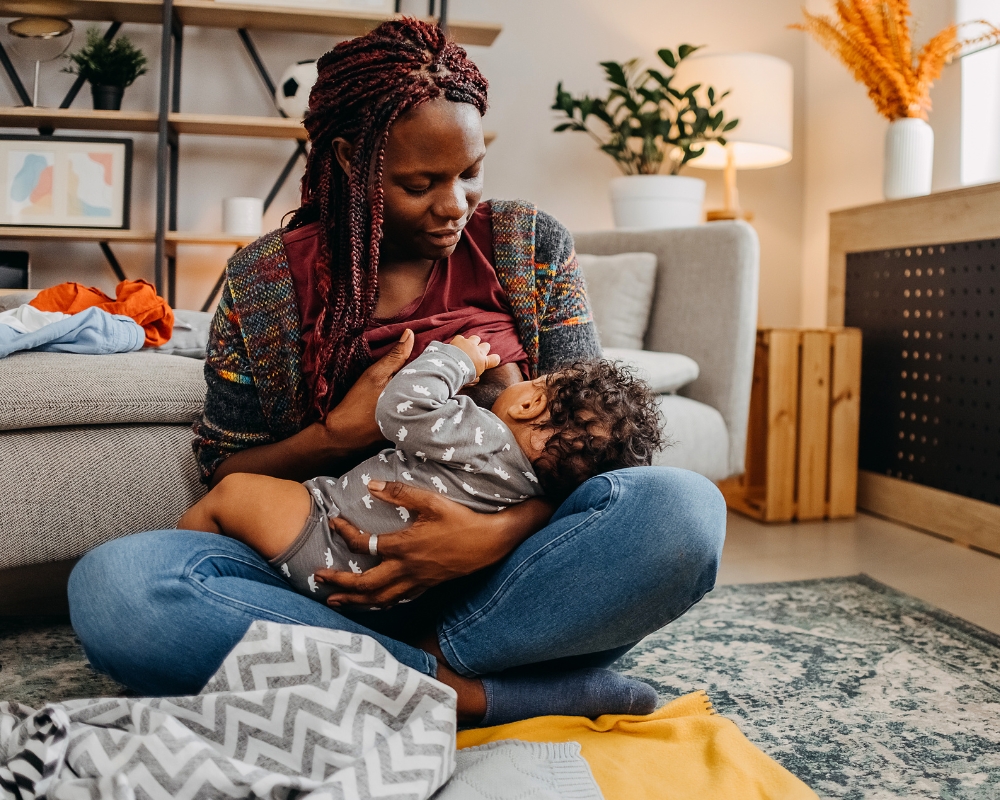 Les positions d'allaitement au sein - blog Nobodytoldme article